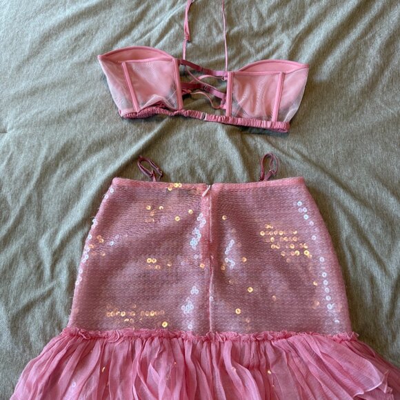 NENSI DOJAKA Pink Sequin Glitter Embellished Skirt and Halter Bra Set Size 0/XXS - Picture 9 of 10